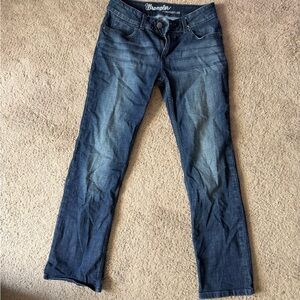 Wrangler Women's Indigo Straight Leg Jeans